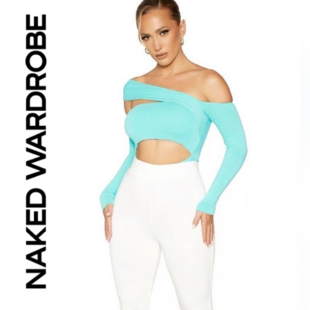 Naked wardrobe👗extra cold shoulder off shoulder cut out long sleeve bodysuit~ S